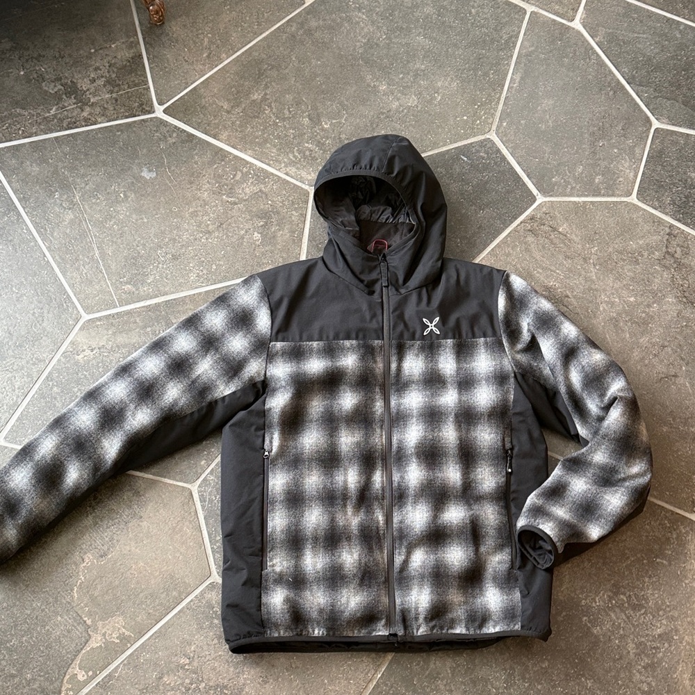 Montura ski jacket. Very good condition